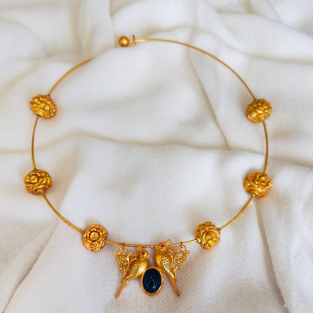 Gold and green Ornate Bead Necklace